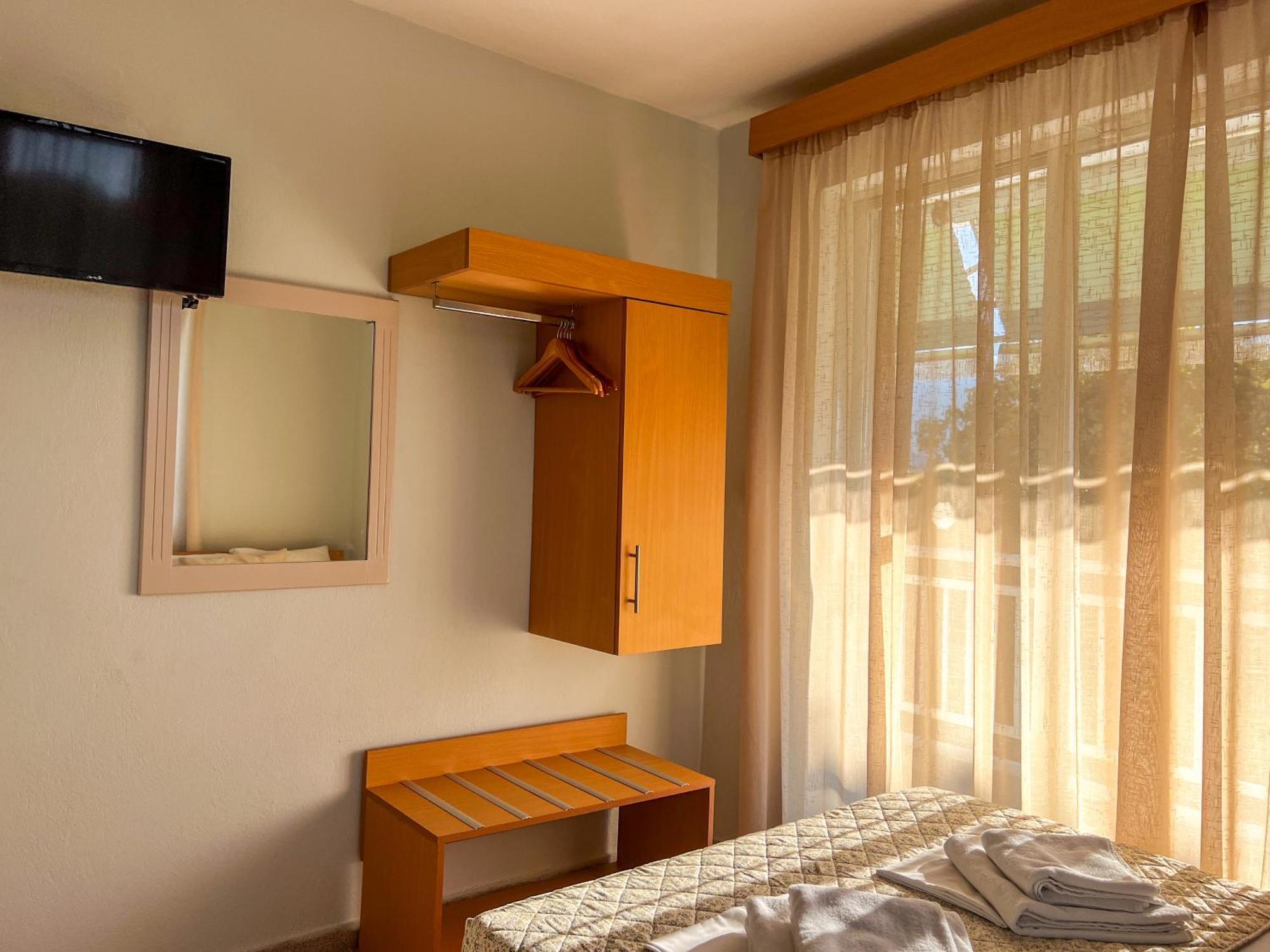 Prado Apartment Hotel Limín Litochórou Kültér fotó